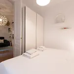 Apartment Eixample *